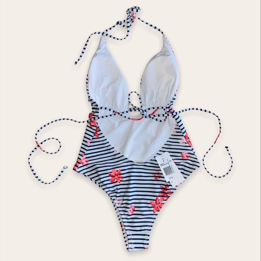 L Space Floral Bay Pamela Striped Halter Top One Piece Swimsuit Size 4 - Picture 4 of 8